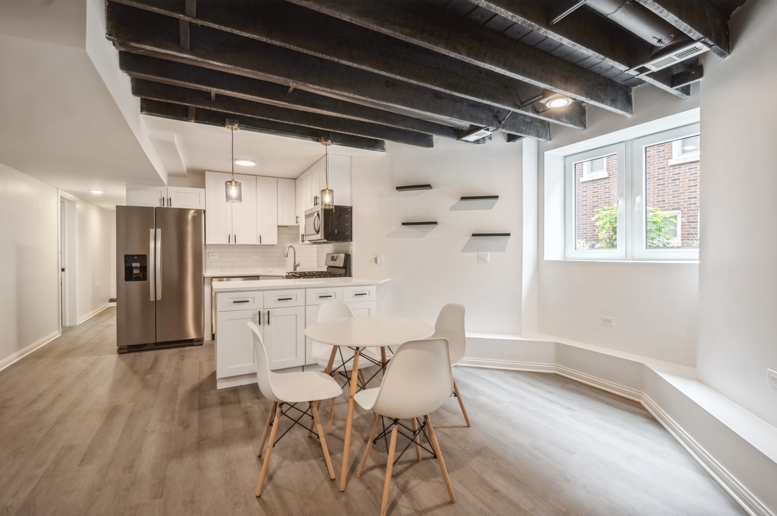 1823 Wesley Avenue G Property Photo 2
