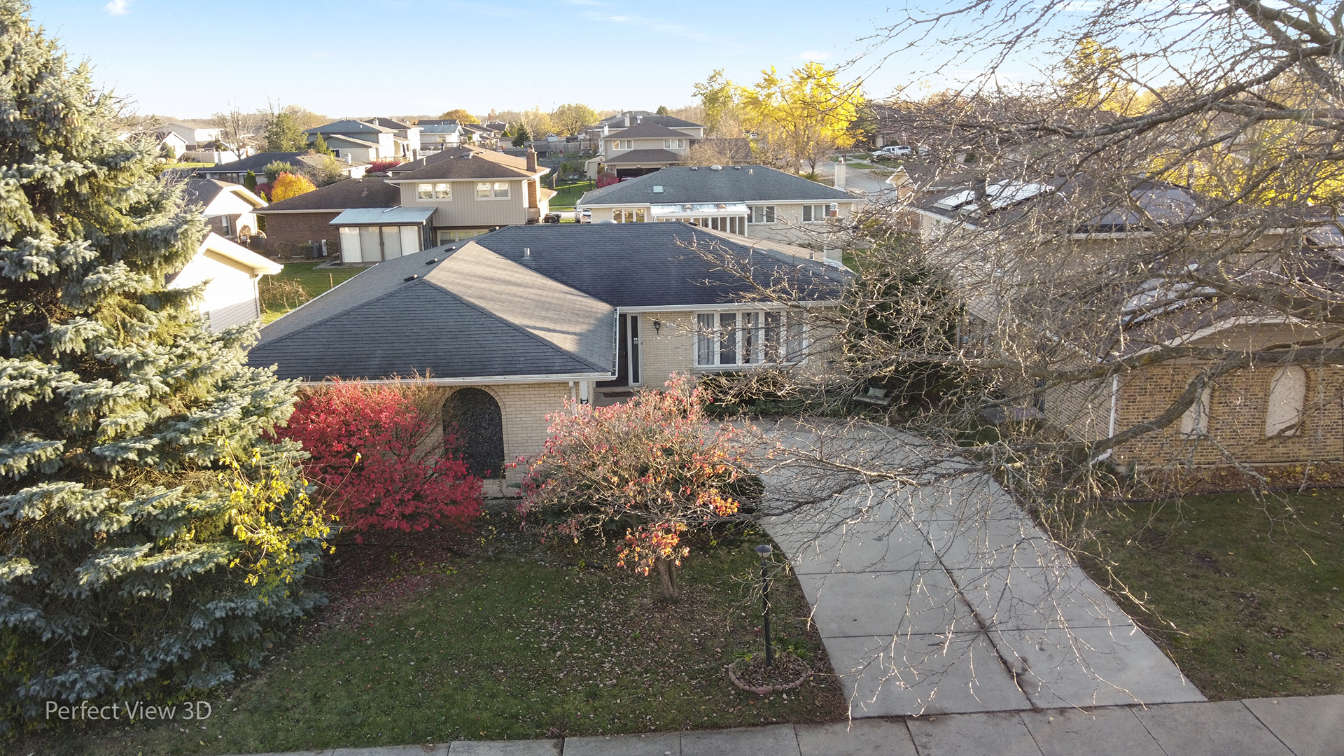6133 Victoria Drive Property Photo 1