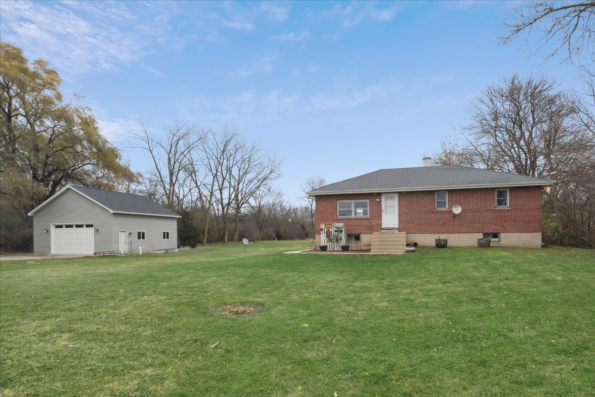 39983 N Beck Road Property Photo 6