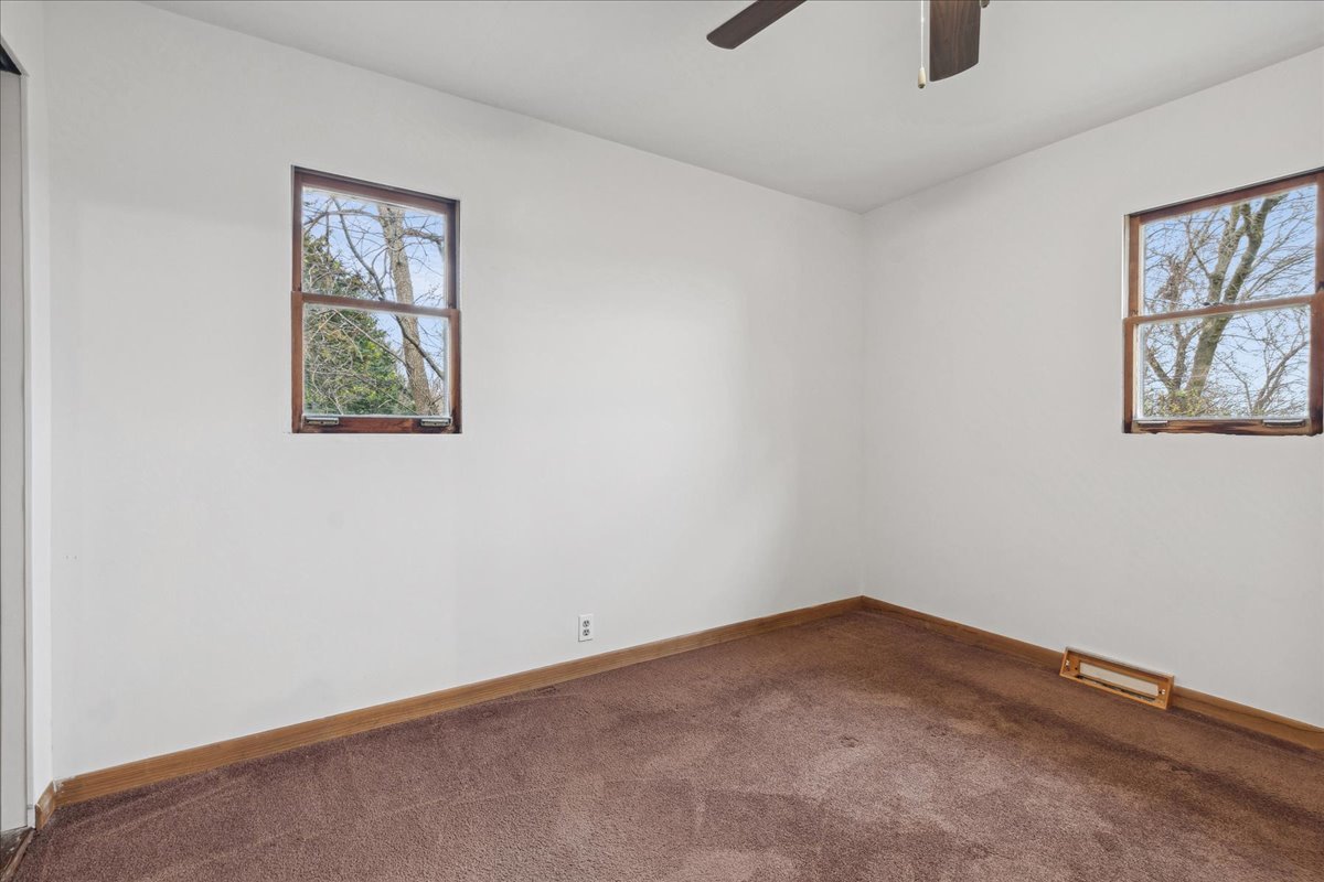 39983 N Beck Road Property Photo 18