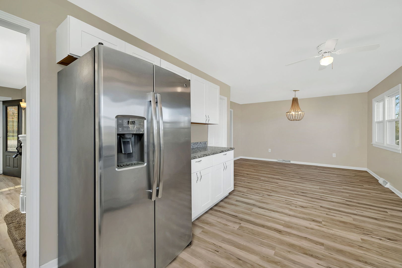 22940 W Essex Drive Property Photo 12