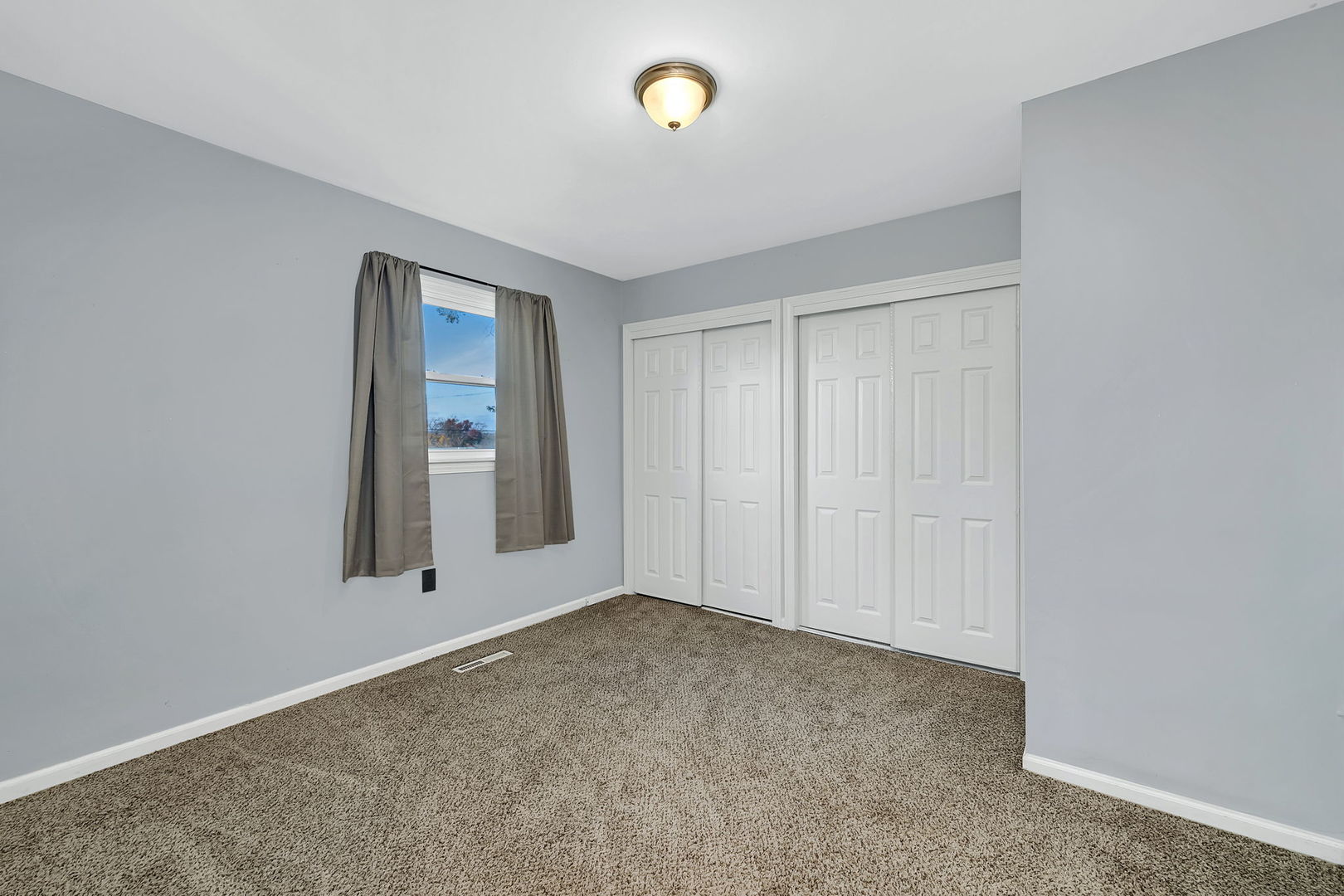 22940 W Essex Drive Property Photo 18