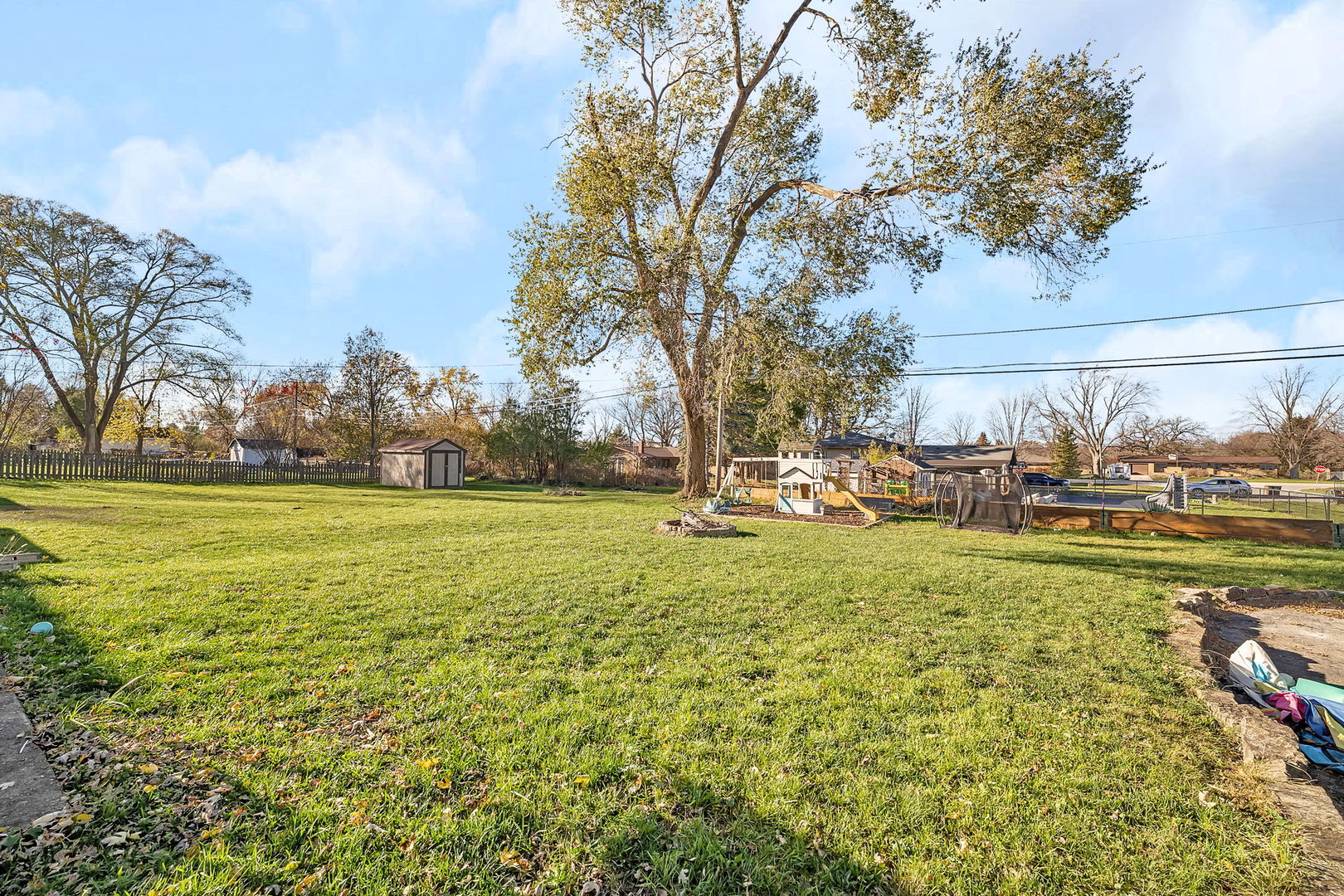 22940 W Essex Drive Property Photo 23
