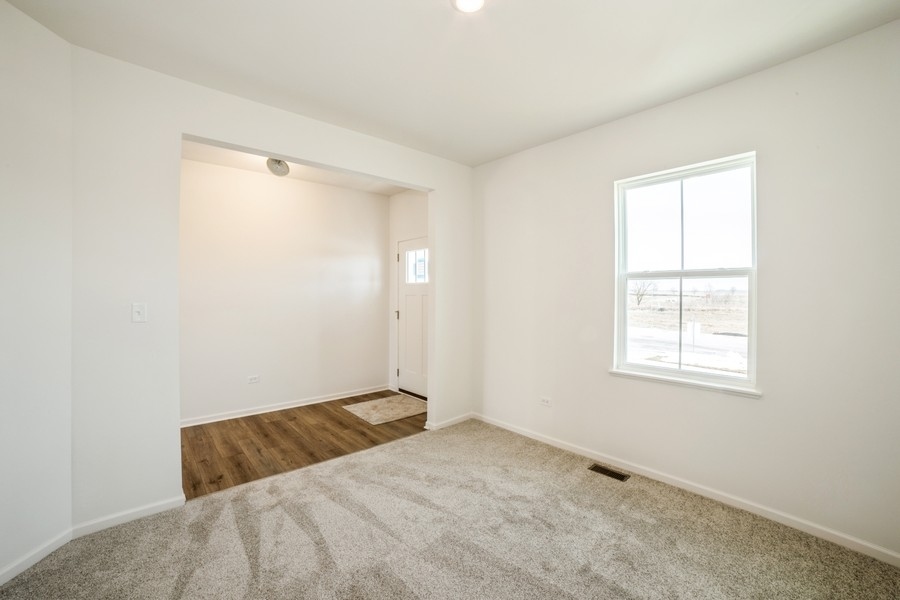 640 Sycamore Street Property Photo 3