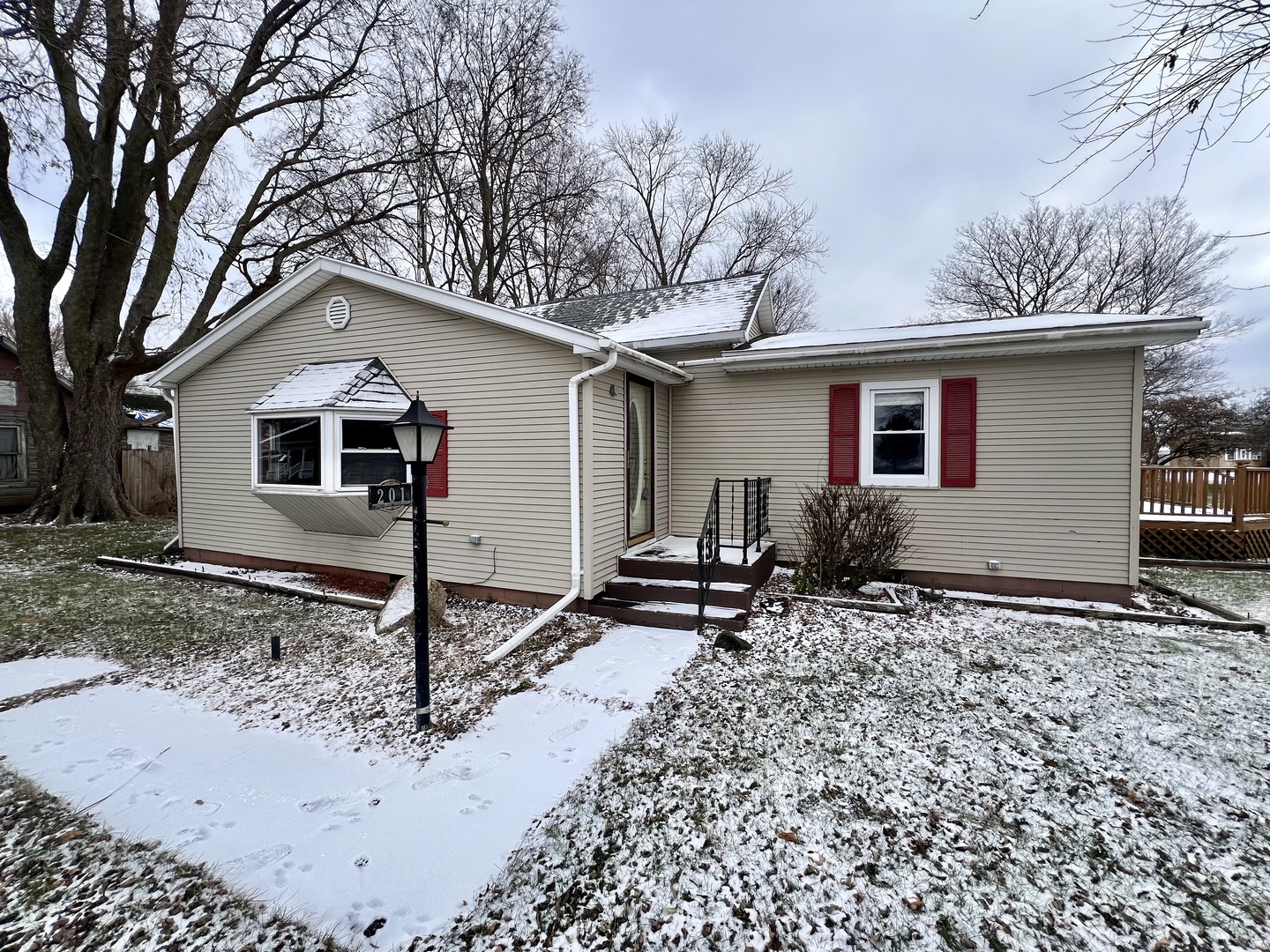 201 N Chicago Street Property Photo 2