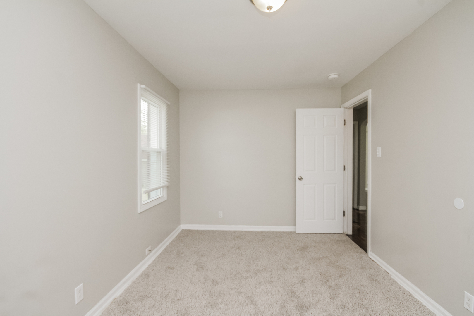 3632 212th Place Property Photo 8