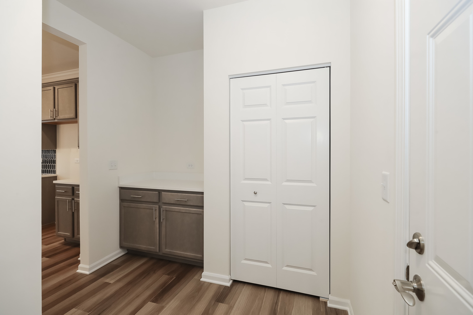 11381 Saxony Street Property Photo 12