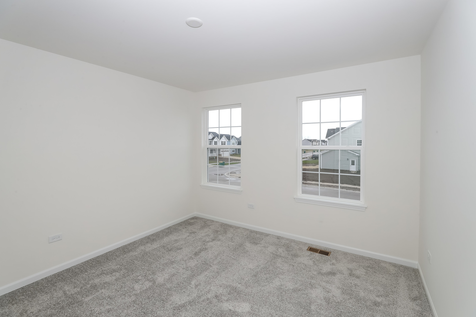 11381 Saxony Street Property Photo 25