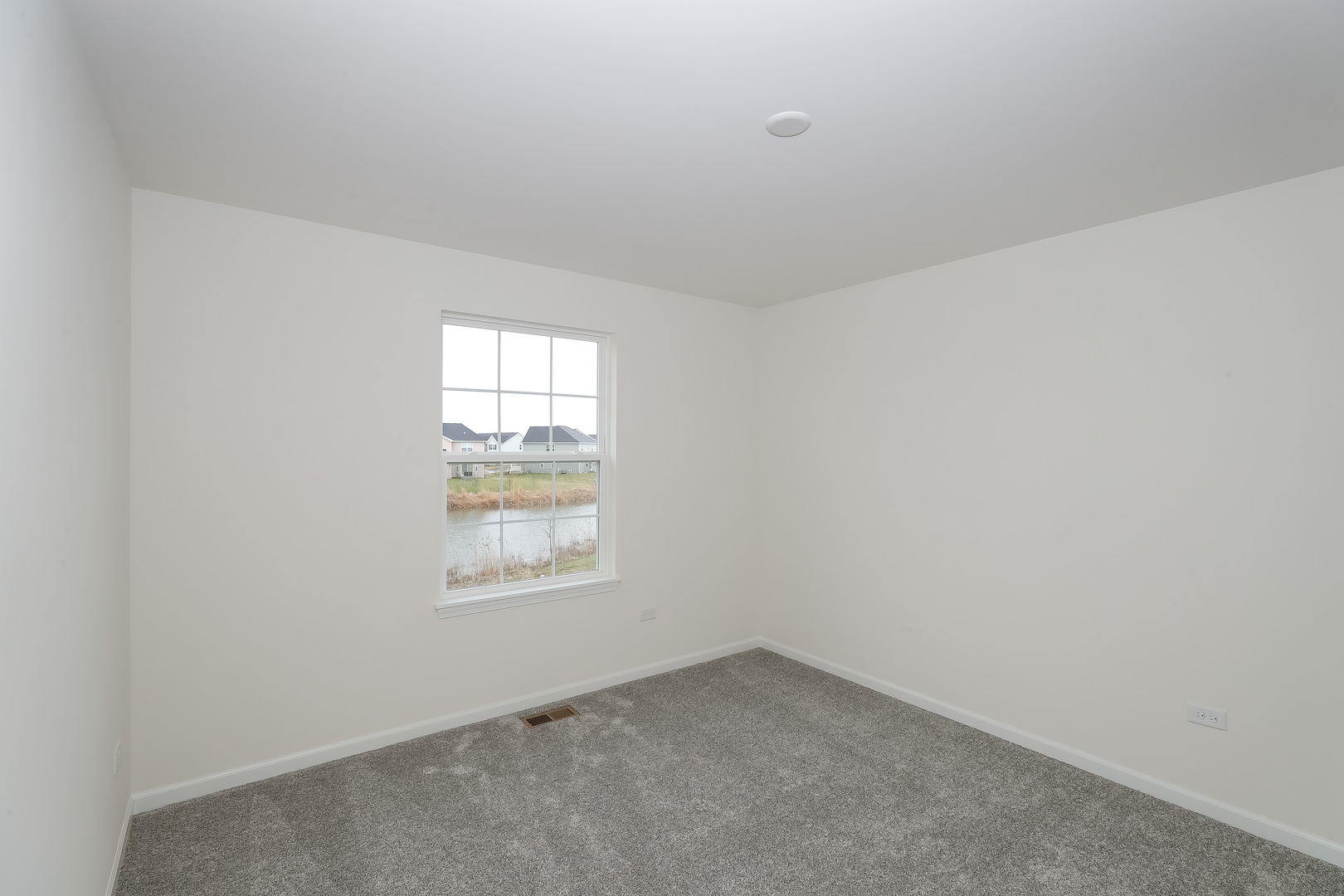 11381 Saxony Street Property Photo 27