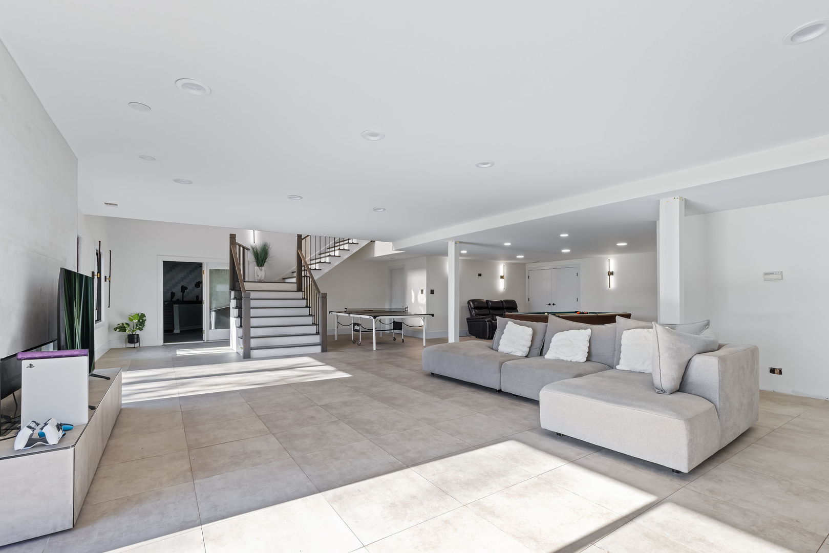 1 Horseshoe Lane Property Photo 6