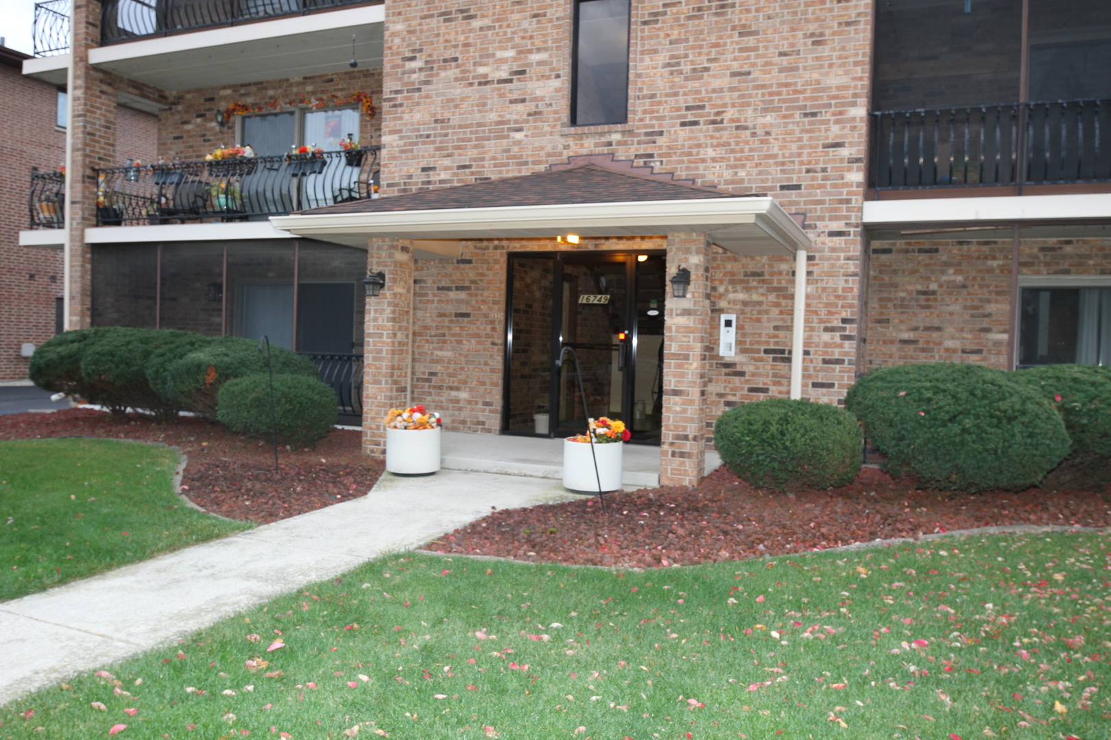 16749 Paxton Avenue 3s Property Photo 27