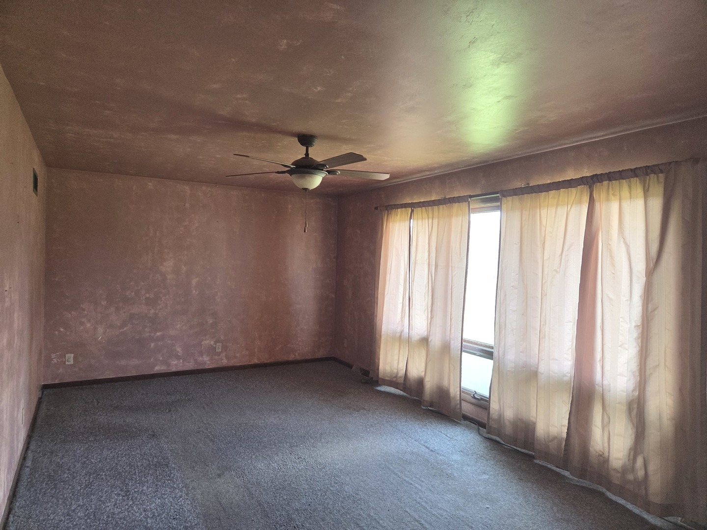 630 23rd Street Property Photo 3