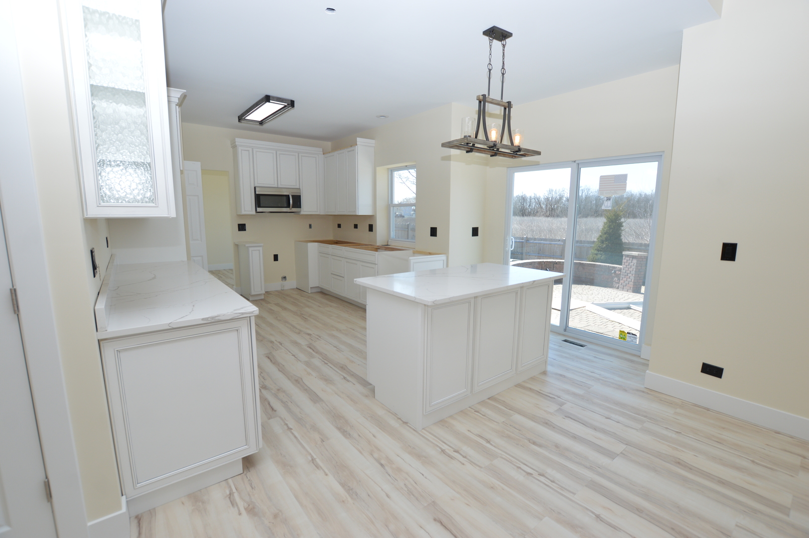 11895 Blue Bayou Drive Property Photo 3