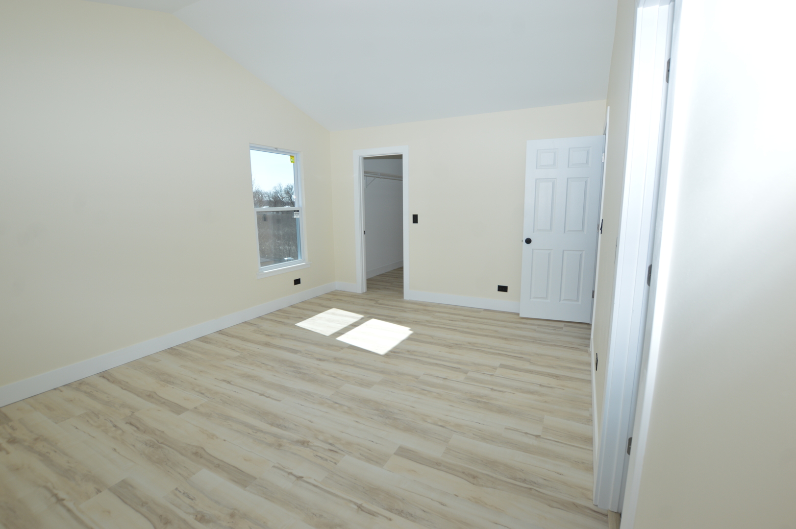 11895 Blue Bayou Drive Property Photo 15