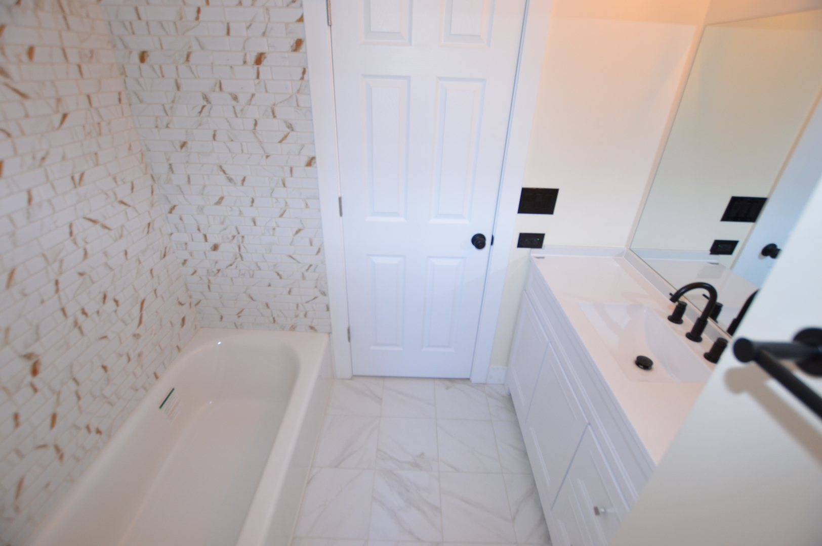 11895 Blue Bayou Drive Property Photo 21