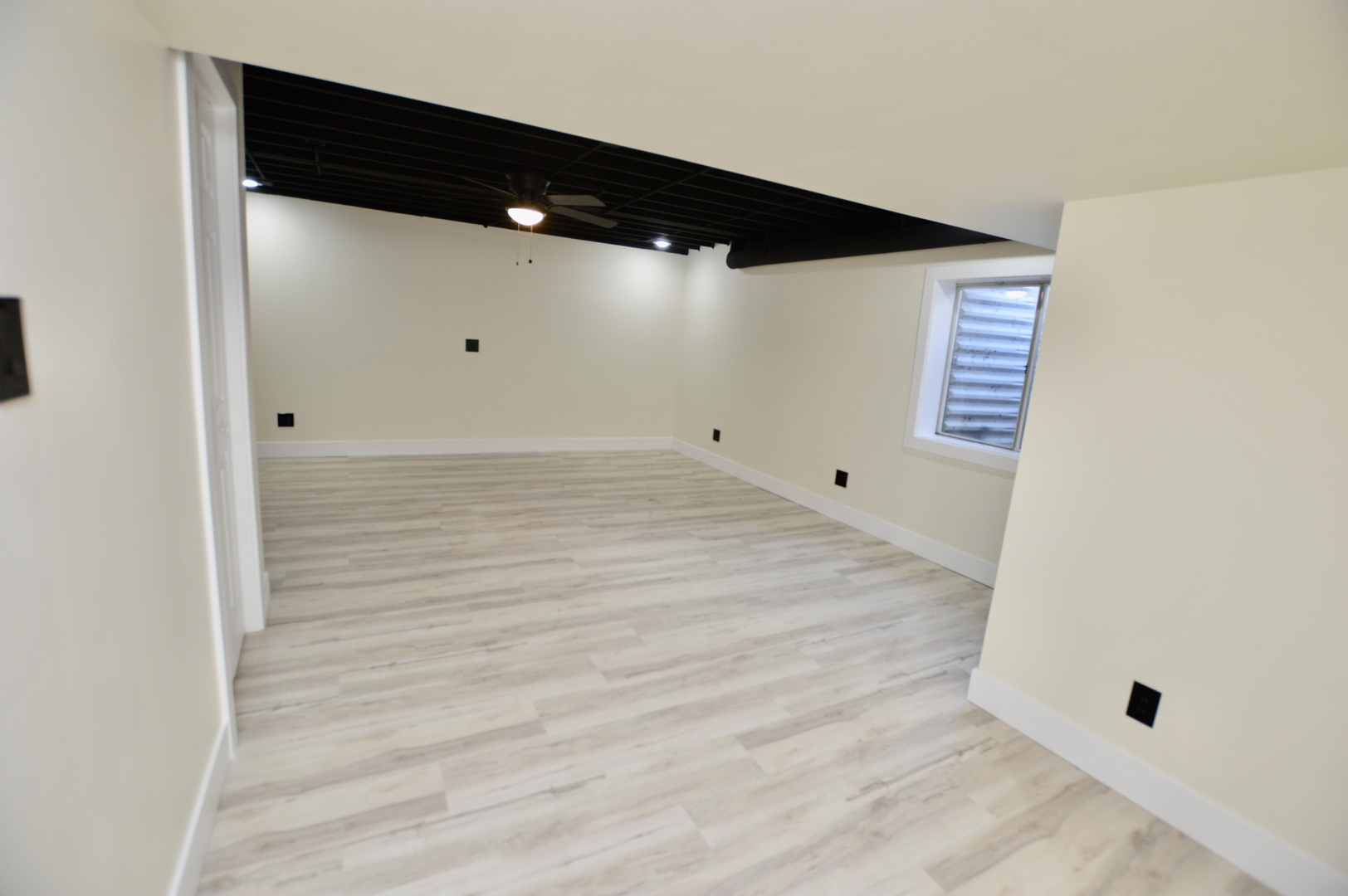 11895 Blue Bayou Drive Property Photo 28