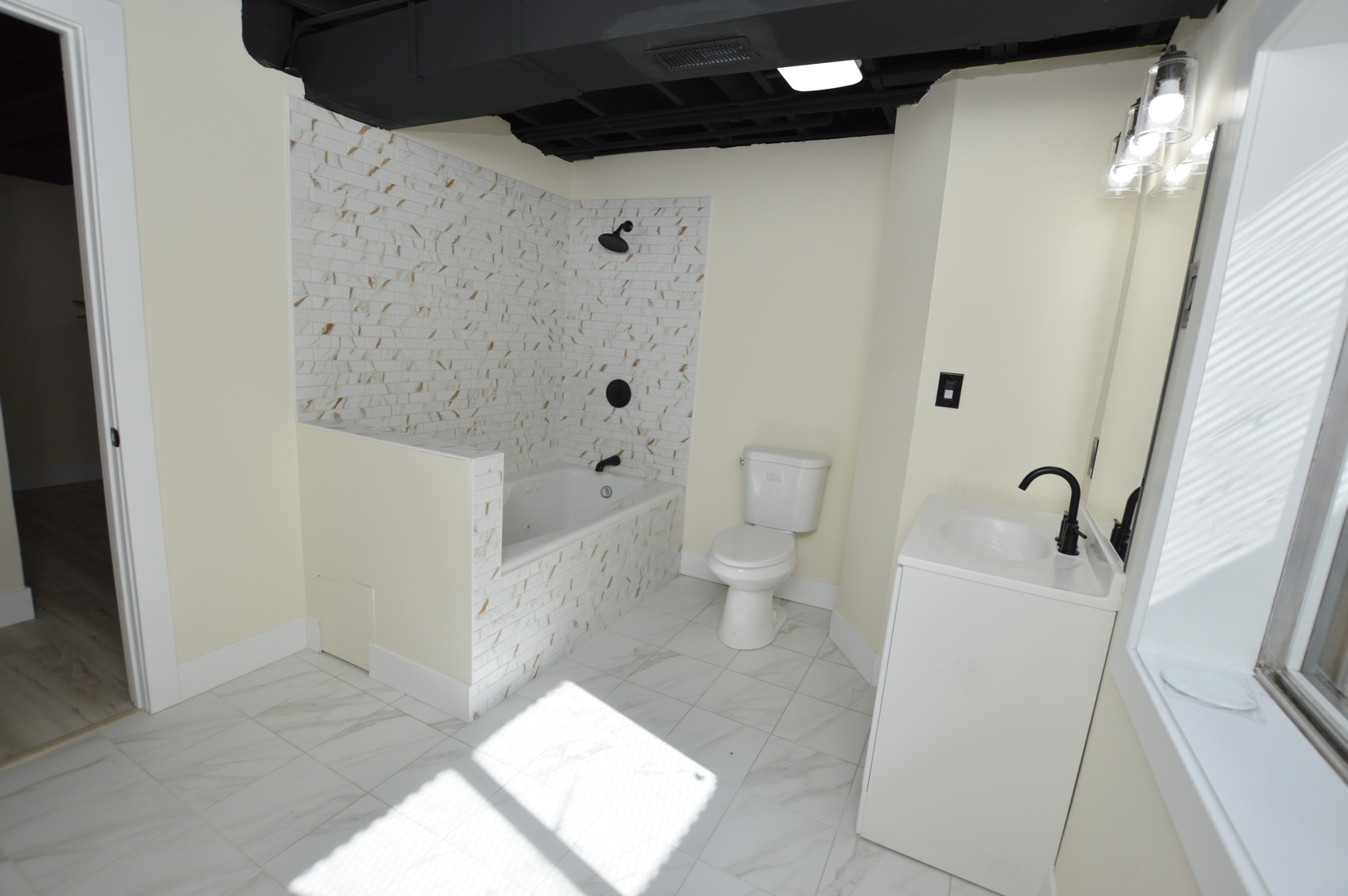 11895 Blue Bayou Drive Property Photo 29
