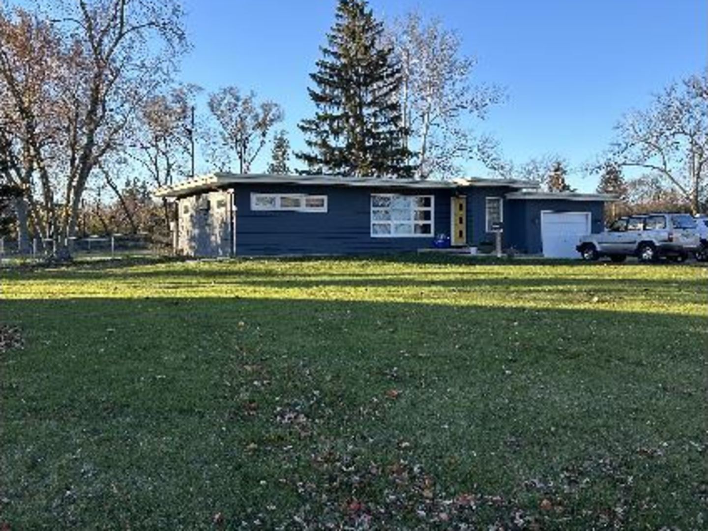 400 Forest Preserve Drive Property Photo