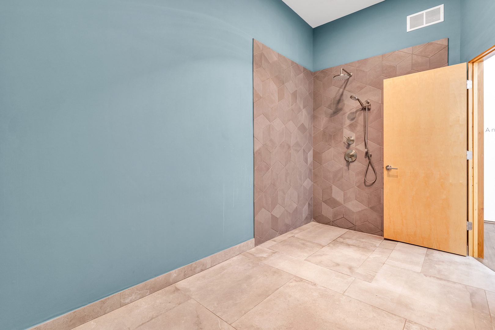 3307 W Irving Park Road Property Photo 11