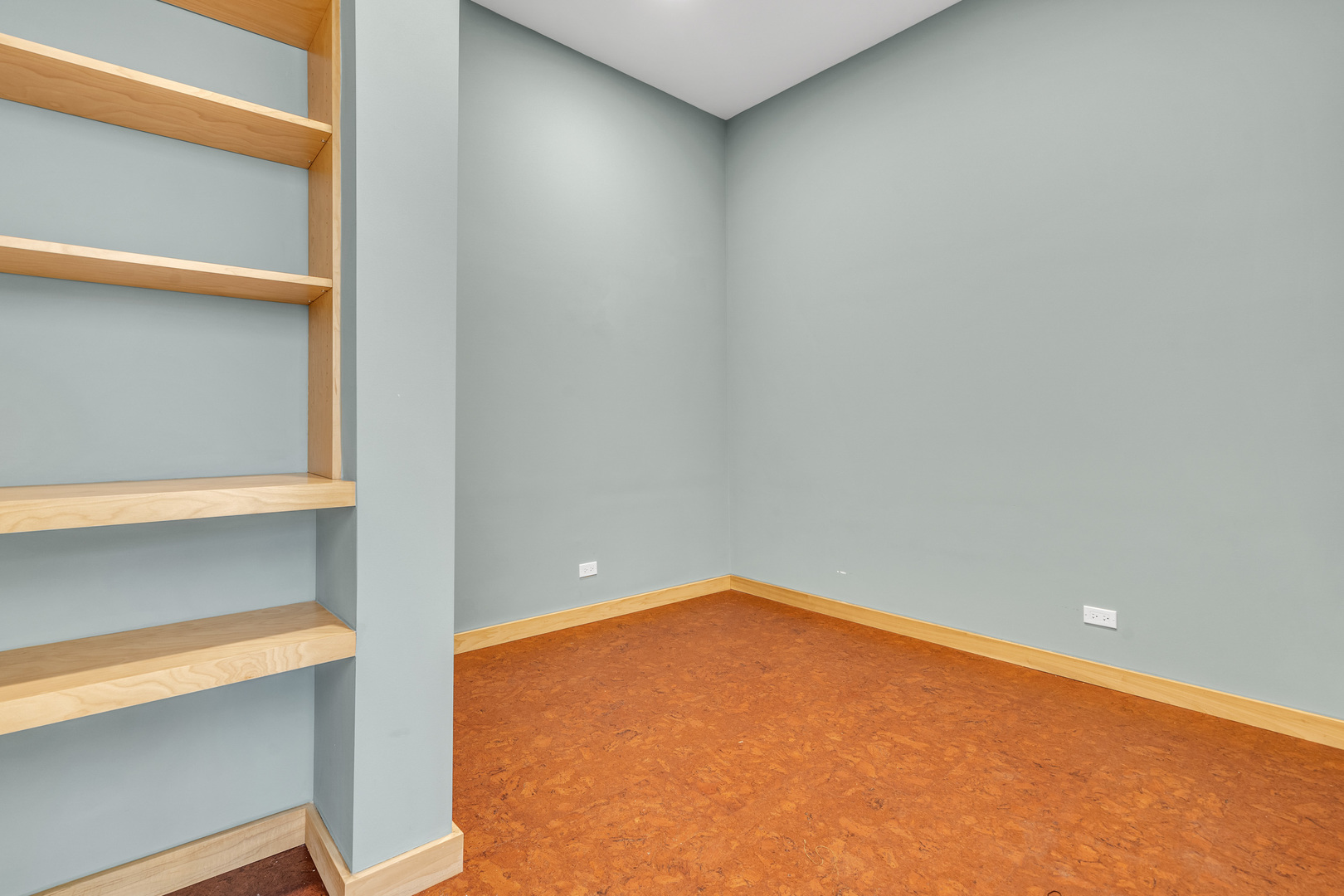 3307 W Irving Park Road Property Photo 13