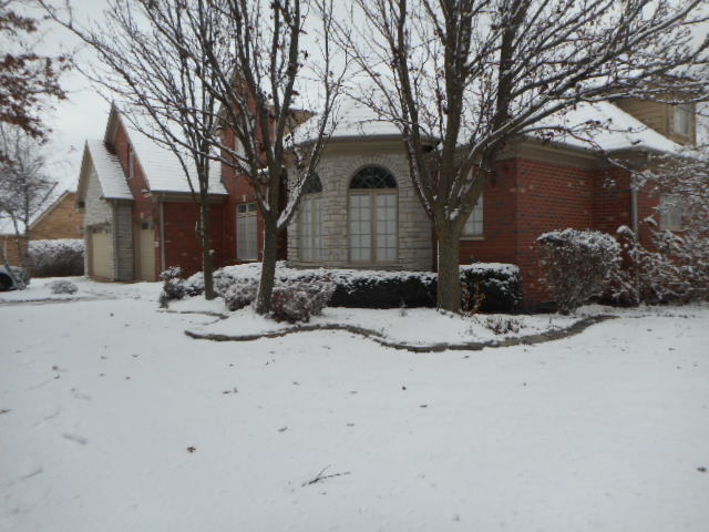 8825 Robert Road Property Photo 2