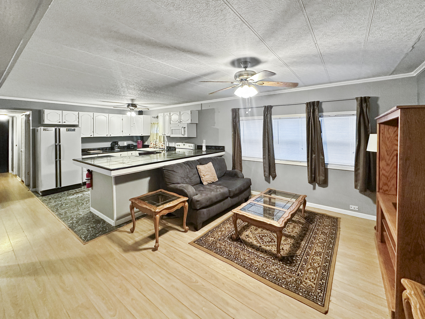 127 Nasa Circle Property Photo 2