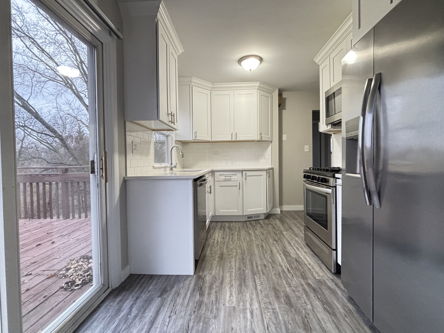 1107 S Hough Street Property Photo 7