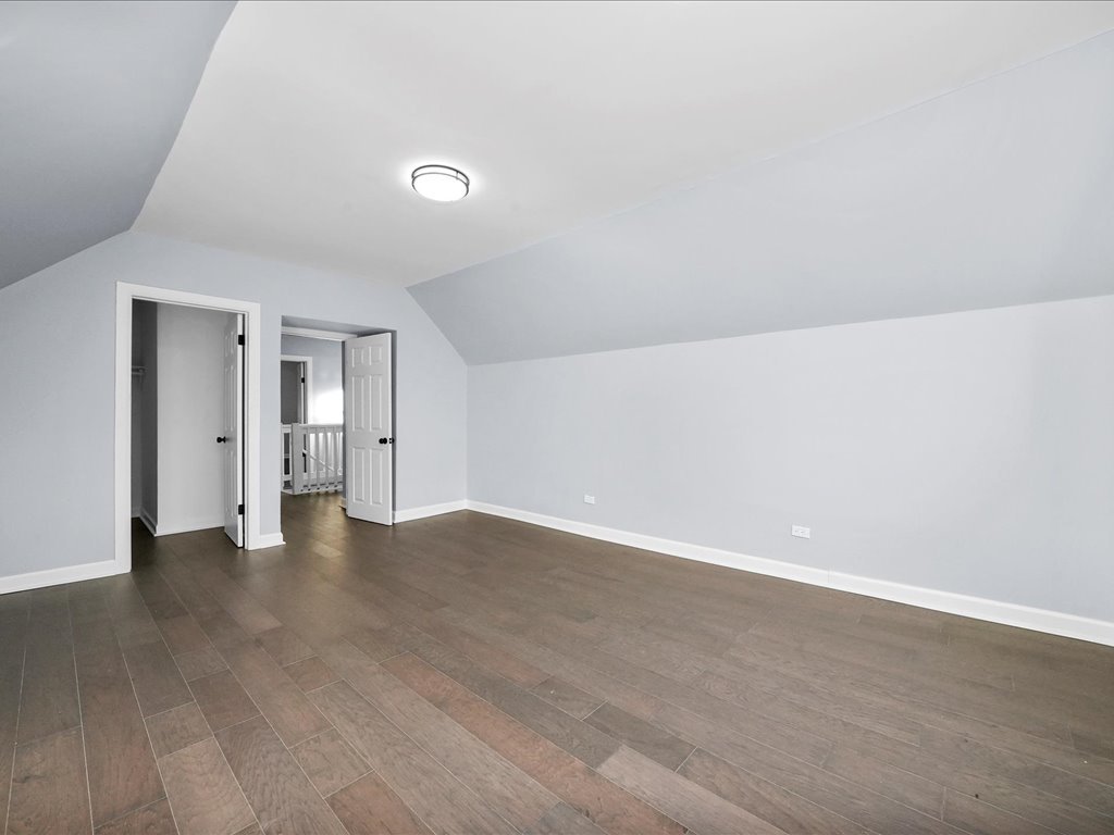 6501 S Hamilton Avenue Property Photo 22
