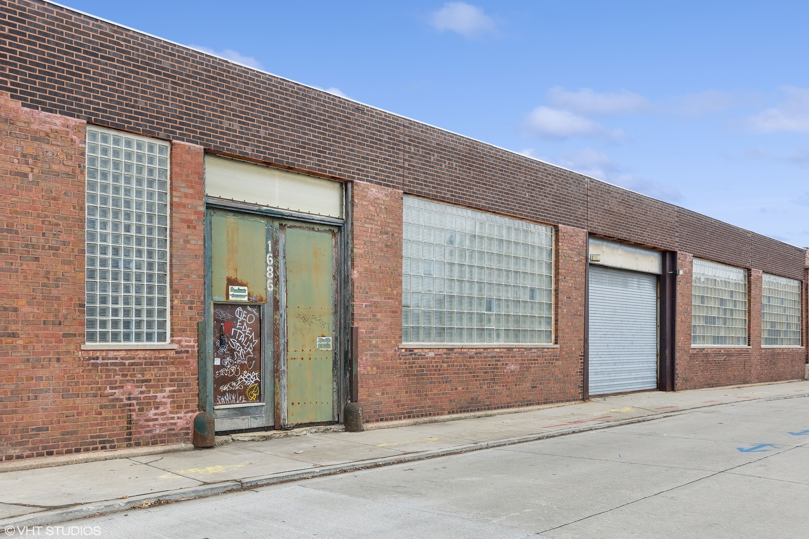 1686 N Ada St Property Photo 1