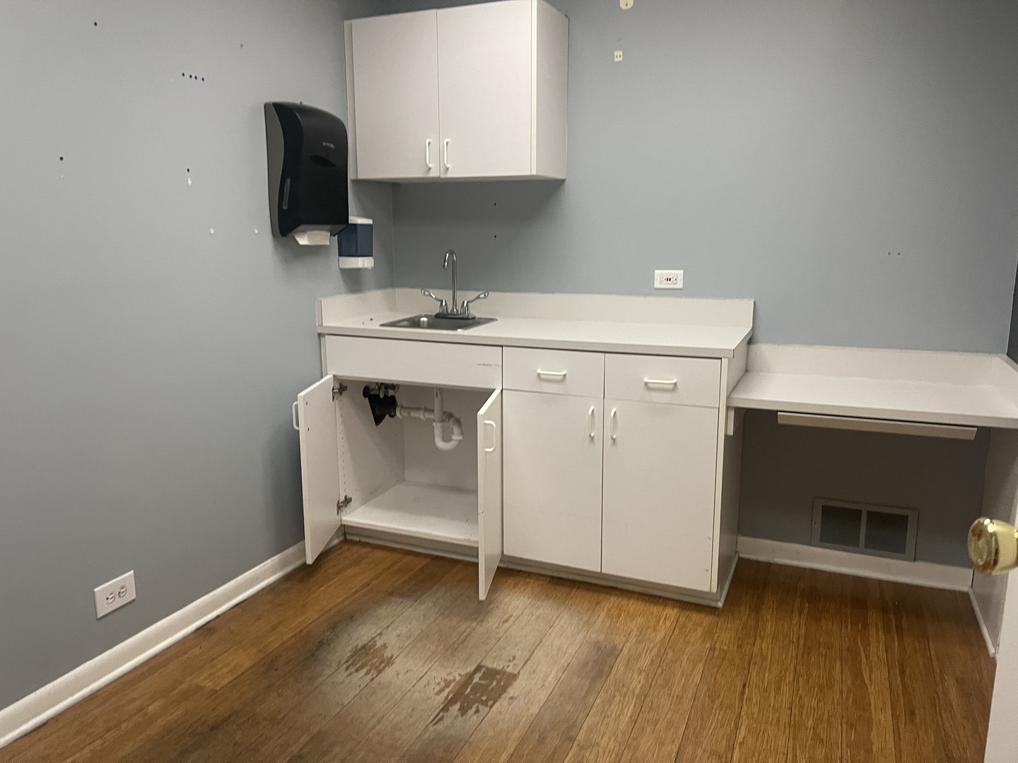 69 N Broadway Street 69-73 Property Photo 10