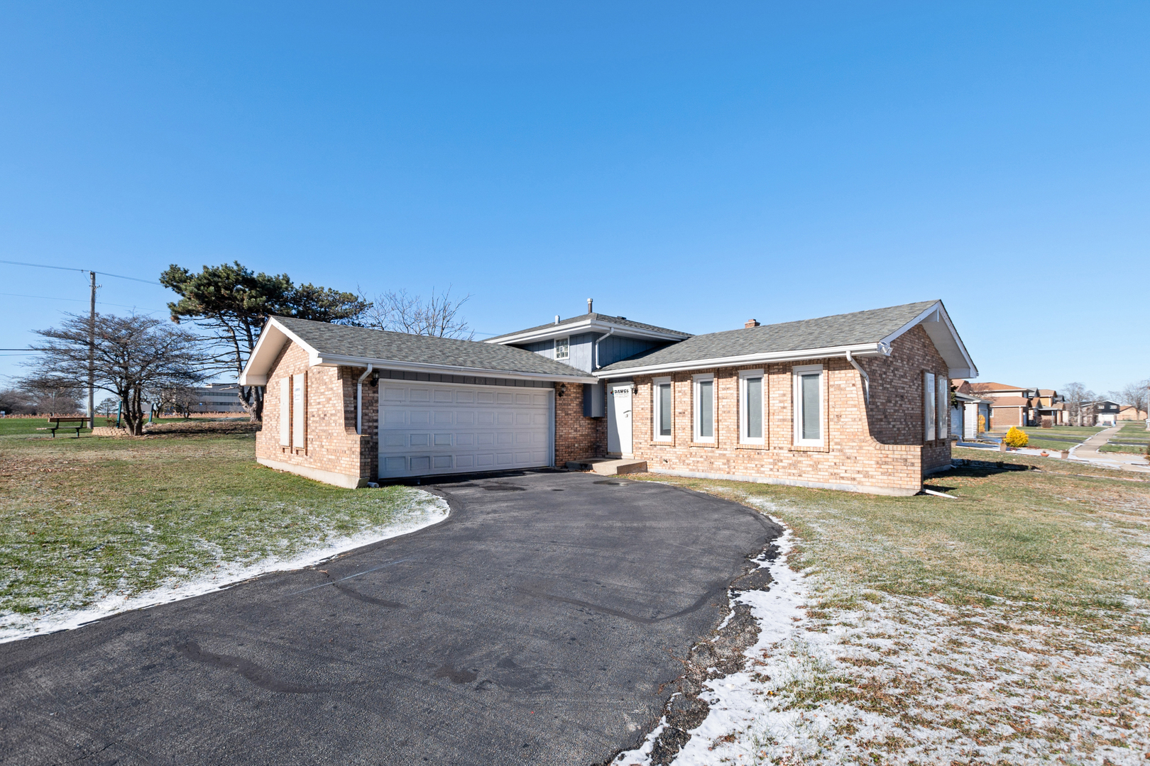 17820 Tanglewood Court Property Photo 1
