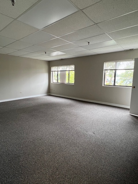 34 W Chicago Avenue Property Photo 4