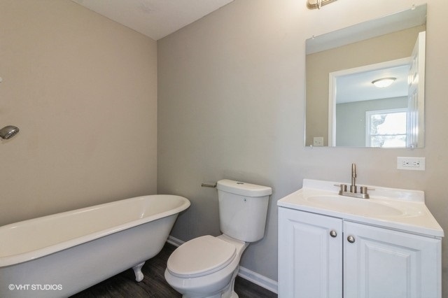 407 W James Street Property Photo 12
