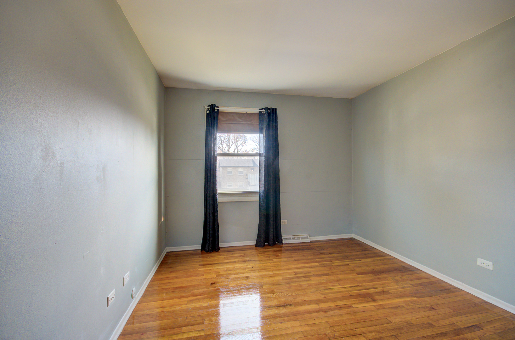 17022 Central Park Avenue Property Photo 11