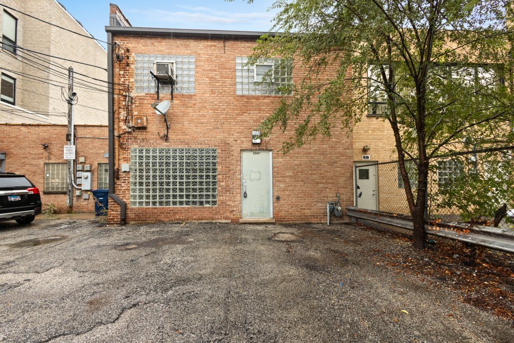 6549 North Avenue Property Photo 20