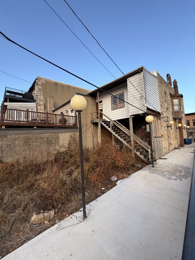 732 1st Street Property Photo 5