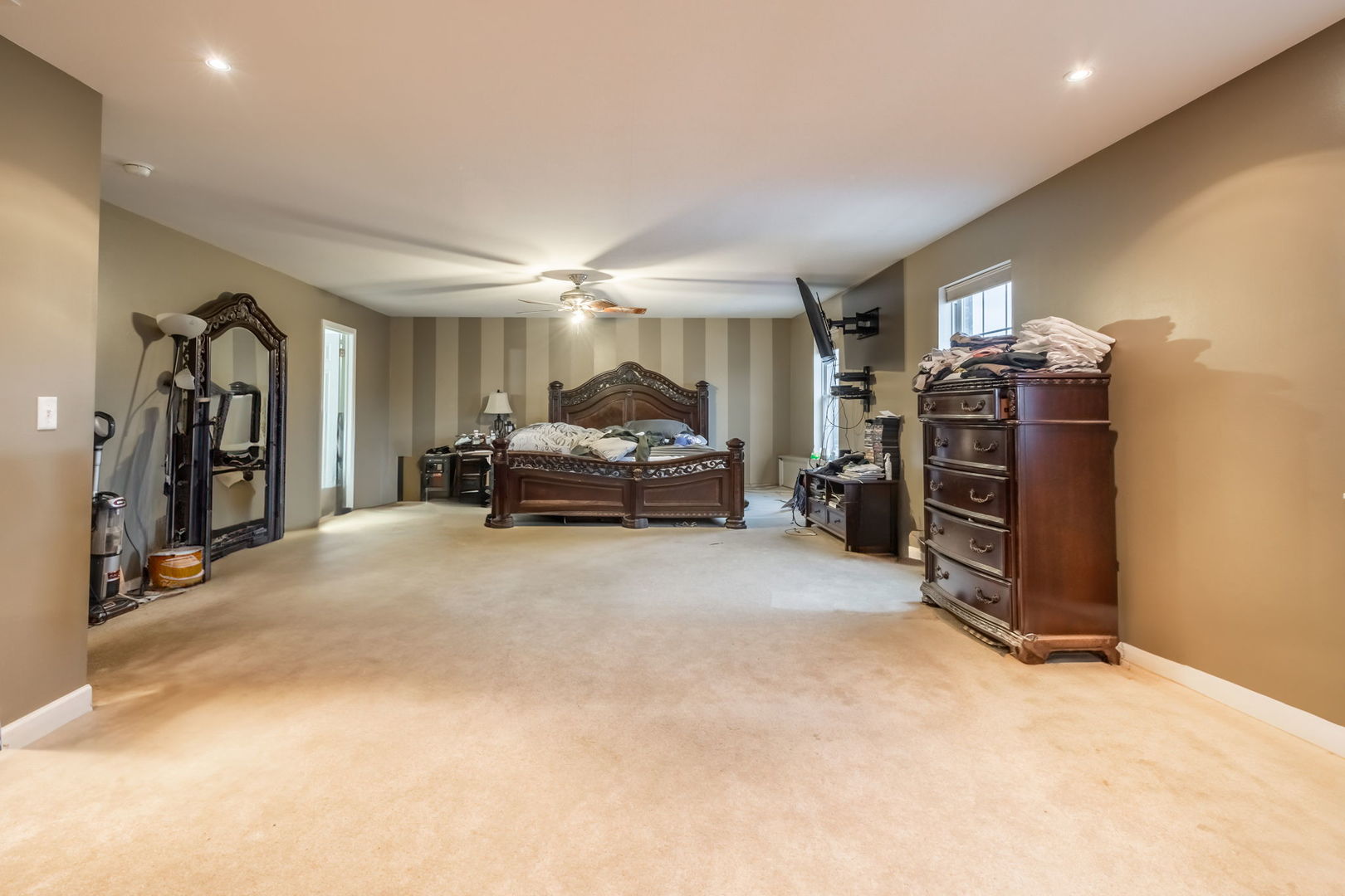 2285 Queensbridge Drive Property Photo 15