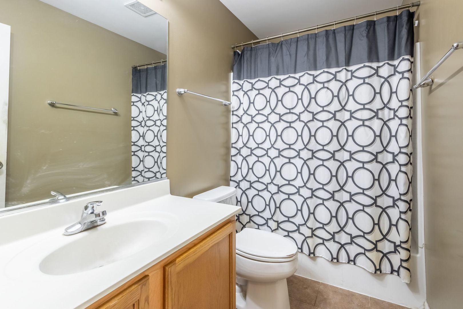 2285 Queensbridge Drive Property Photo 25
