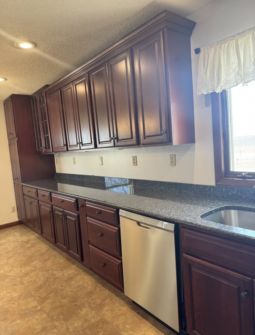 721 E 200 N Road Property Photo 11