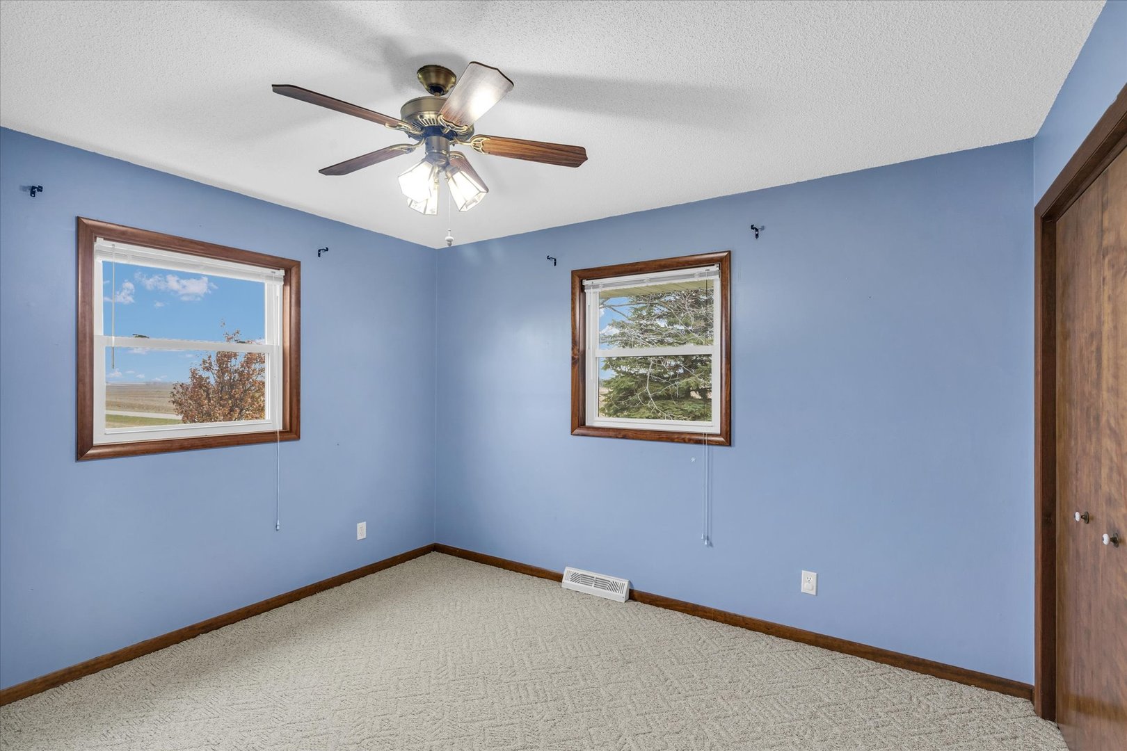 721 E 200 N Road Property Photo 19