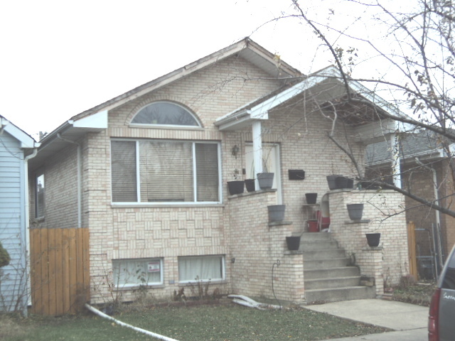 6073 S 74th Court Property Photo