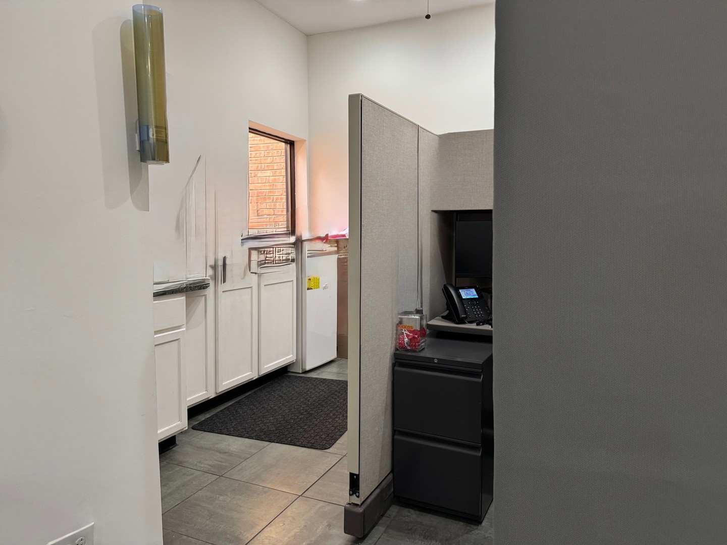 1829 E Oakton Street Property Photo 20