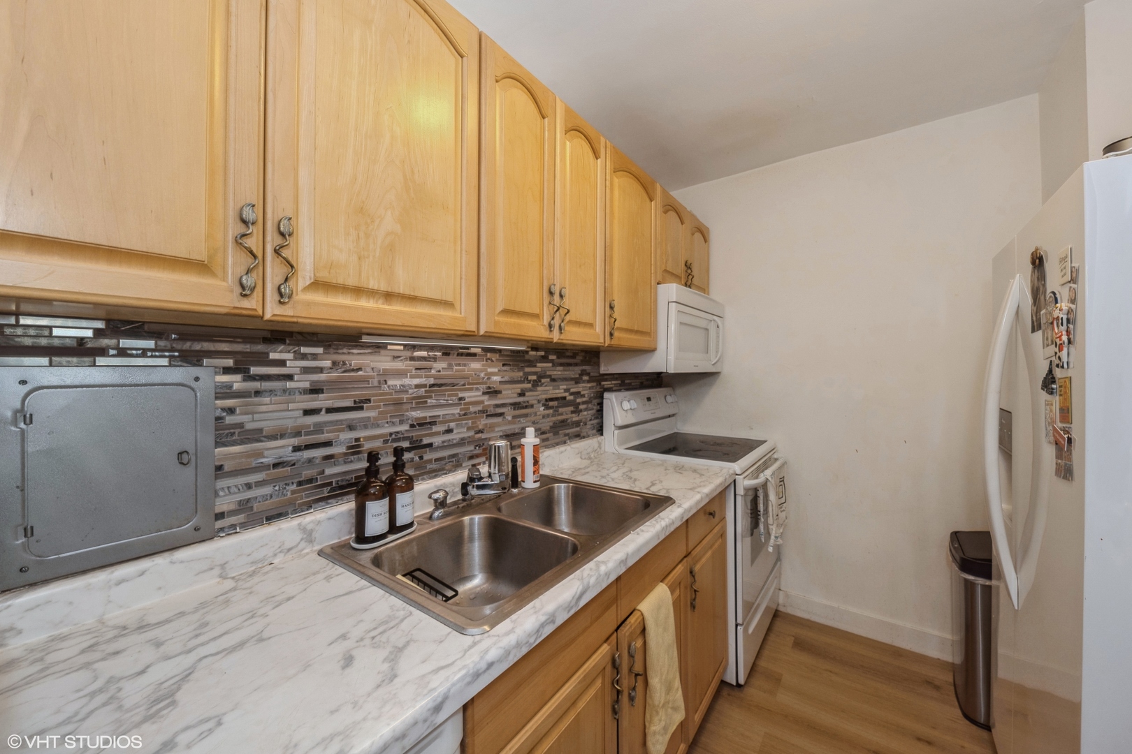 535 N Michigan Avenue 2311 Property Photo 6
