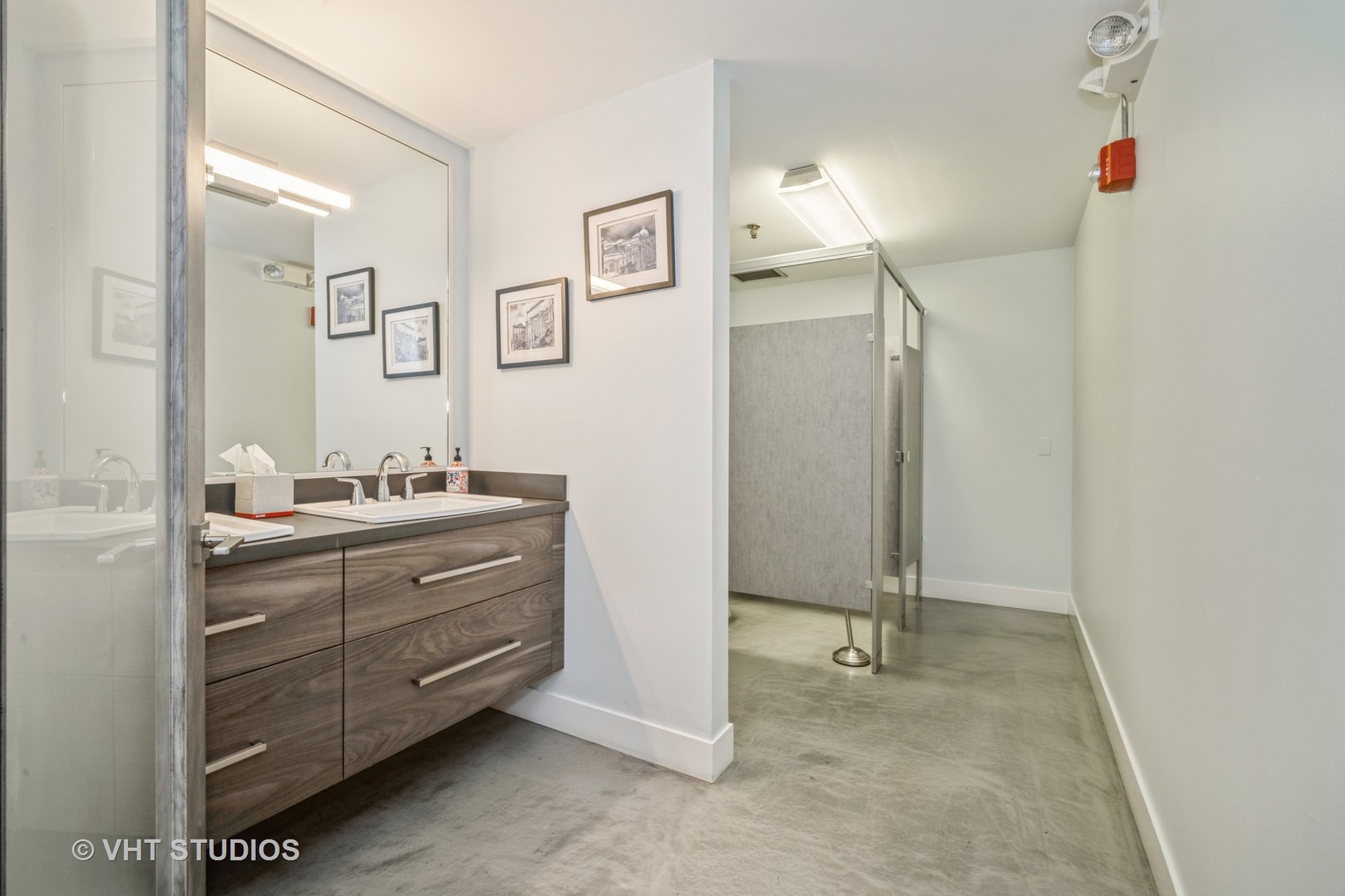 100 Shepard Avenue Property Photo 18
