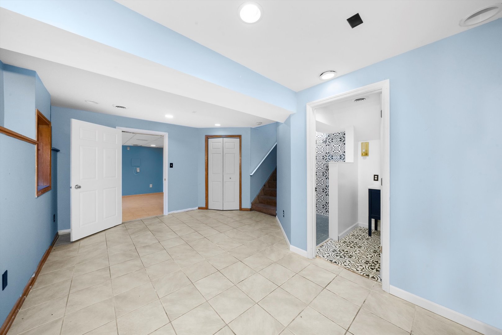 255 Central Avenue Property Photo 9