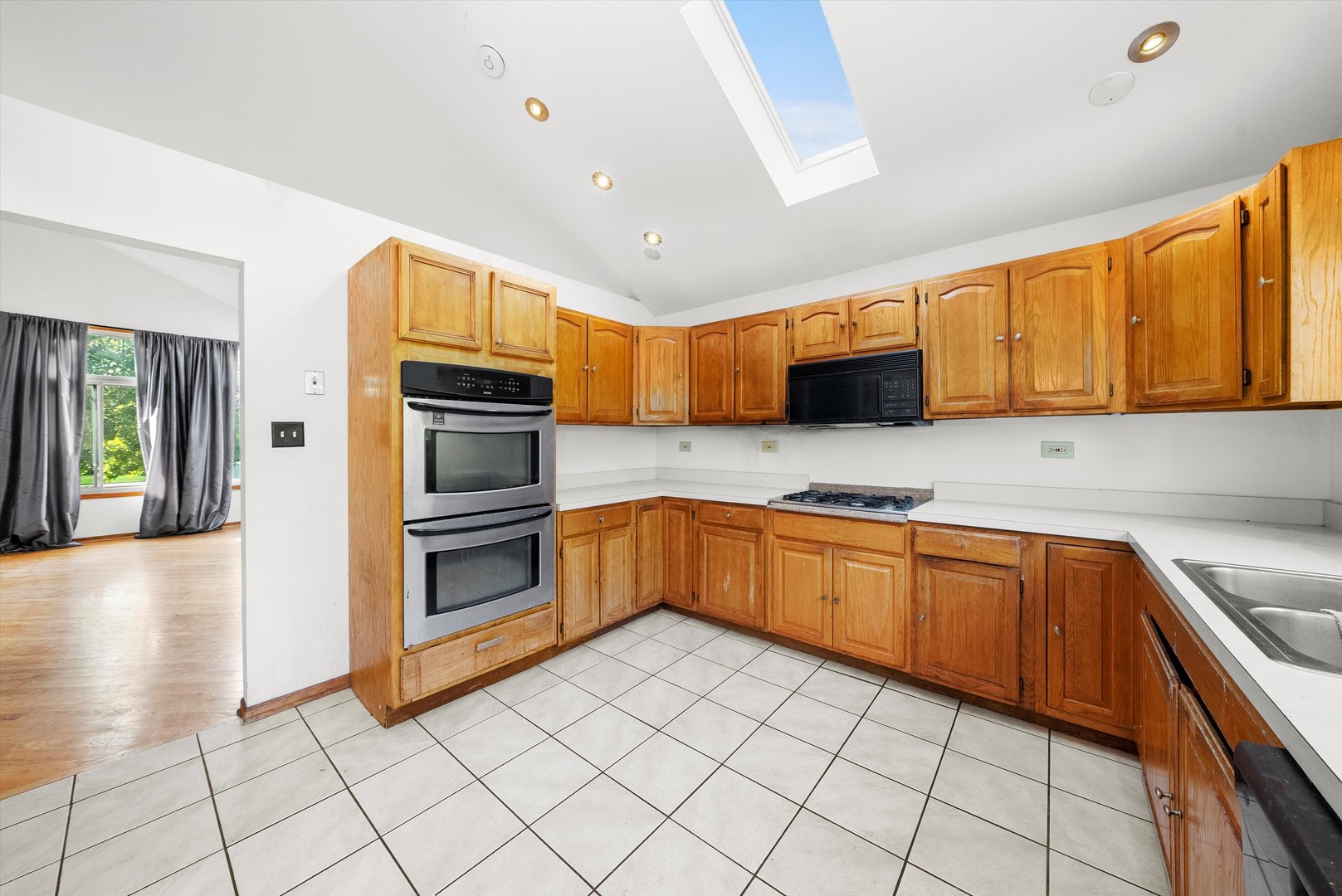255 Central Avenue Property Photo 18