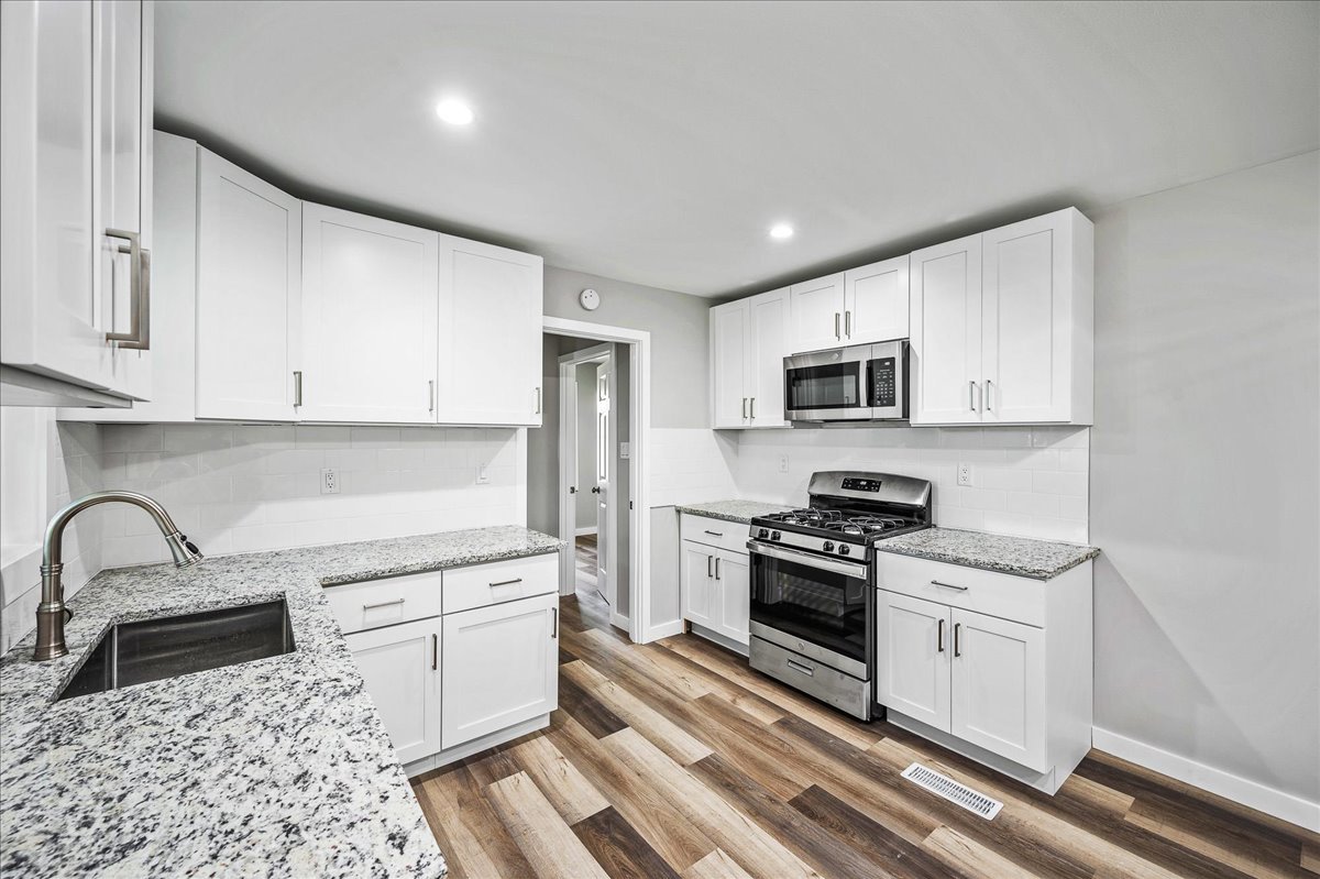 405 N Walnut Street Property Photo 5