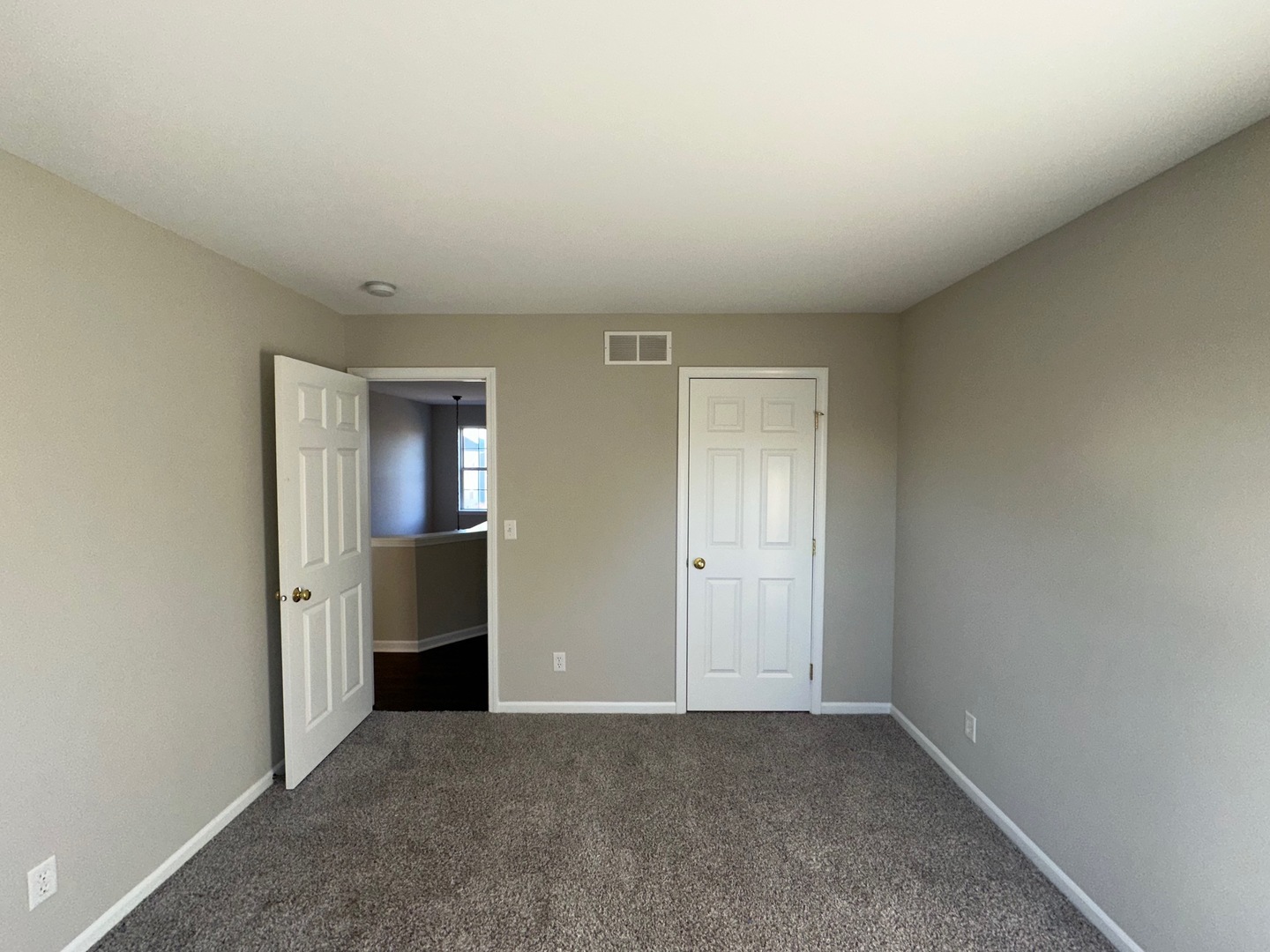 0n677 Fieldstone Lane Property Photo 19
