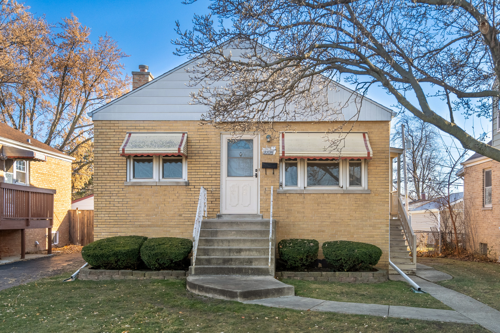 2225 Elm Street Property Photo 1