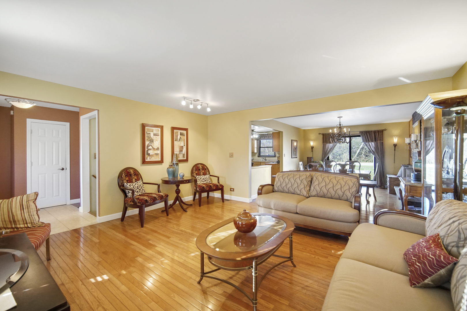 4022 Violet Lane Property Photo 3